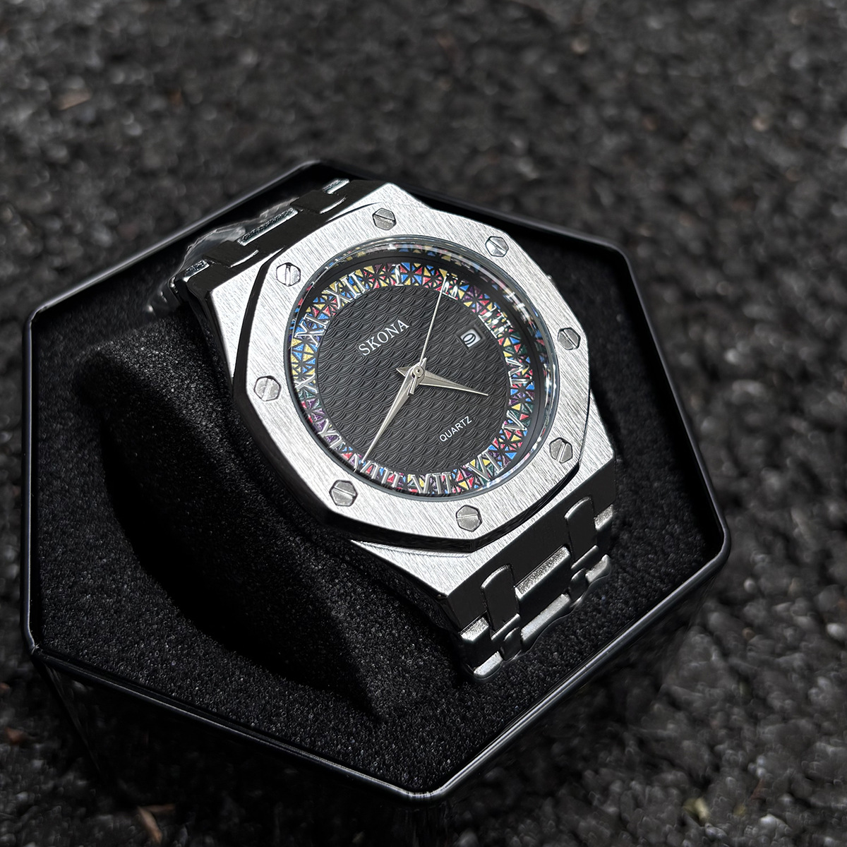 Men's Watch Men's 2025 New Popular Authentic Quartz Watch Waterproof Roman Scale Calendar Trendy Steel Band Watch