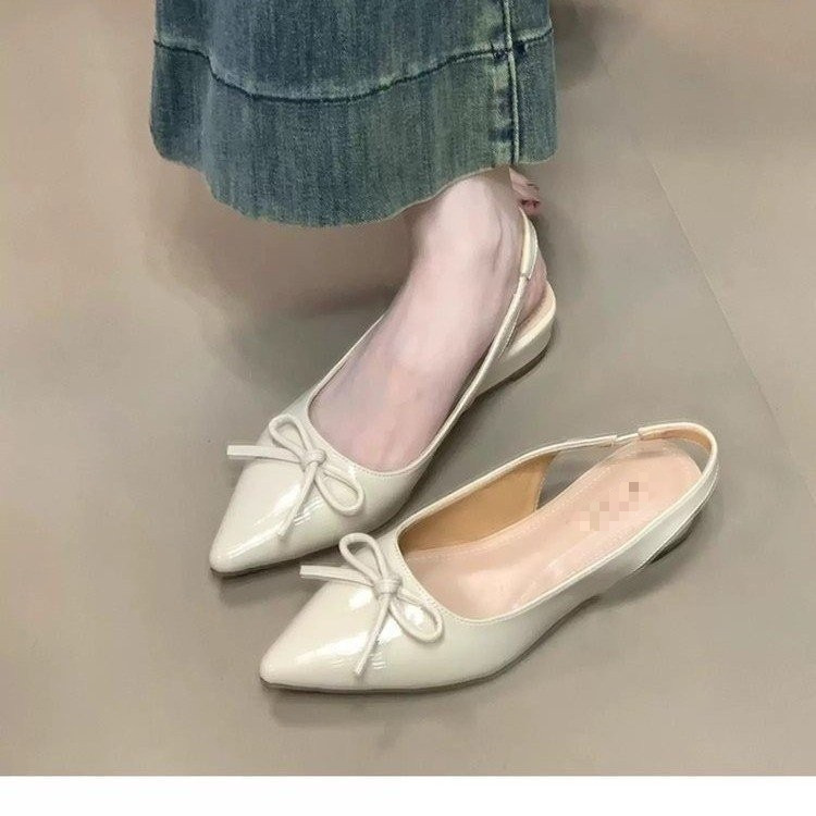 Explosión de tacones agudos arco sandalias de cabeza para mujeres 2026 leer el nuevo estilo de verano francés casual zapatos simples cómodos transpirables