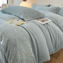 轻奢A类加厚牛奶绒刺绣四件套冬季珊瑚绒被套保暖法兰绒床上用品4