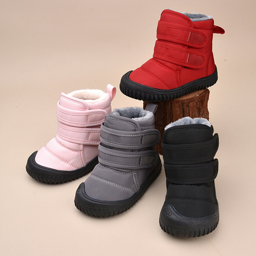 Winter cotton shoes, lightweight and fleece-lined—children's snow boots, casual baby girls' shoes, soft-soled Velcro-fastened warm boots for girls.