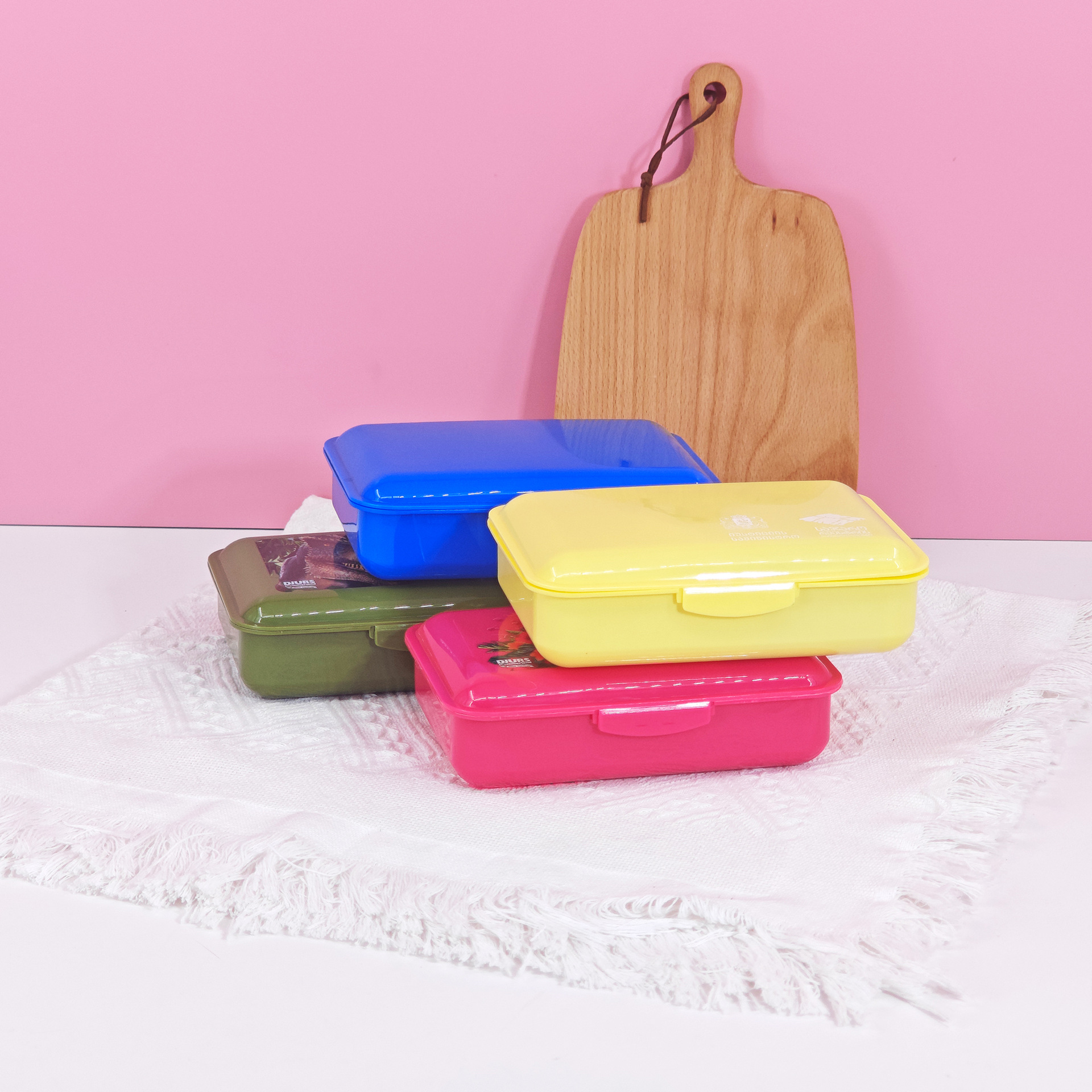 Lonchera de plástico PP de una pieza especializada para el comercio exterior, lonchera bento simple y creativa para estudiantes, lonchera portátil para regalo promocional.