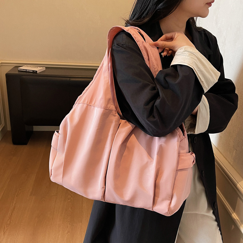 여성을 위한 게으르고 편안한 니치 솔리드 컬러 심플 겨드랑이 토트백, 가벼운 통근 다용도 대용량 크로스백
