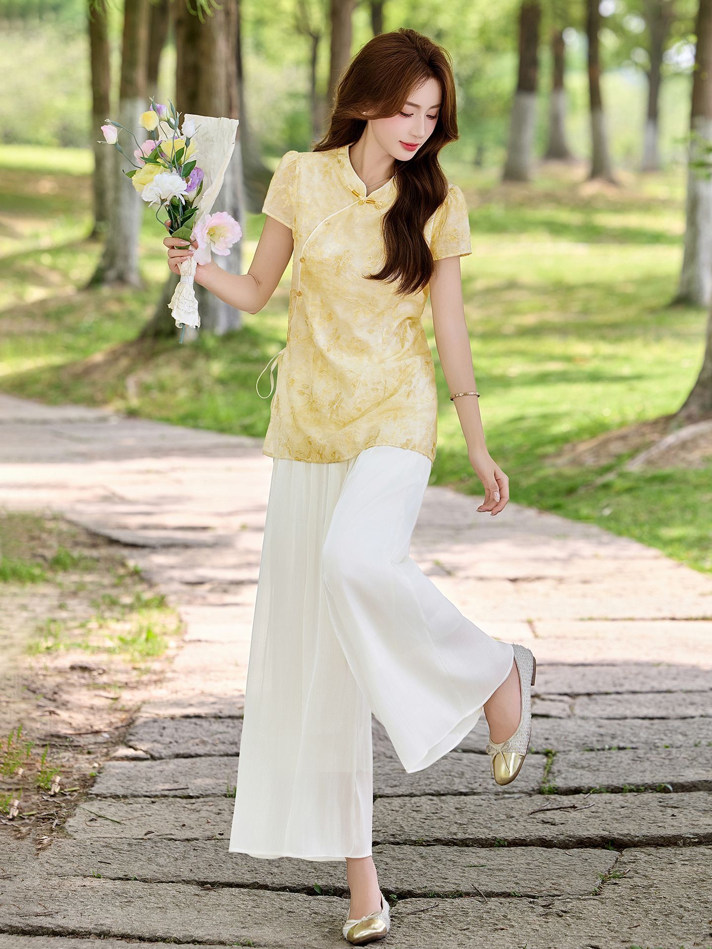 Bộ áo sơ mi cổ đức in họa tiết kết hợp quần dài hai mảnh nữ thời trang — Xanh lá cây nhạtcolor, Vàng nhạt