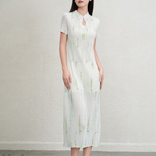 新中式国风褶皱印花连衣裙夏季2025新款高端精致气质长裙改良旗袍