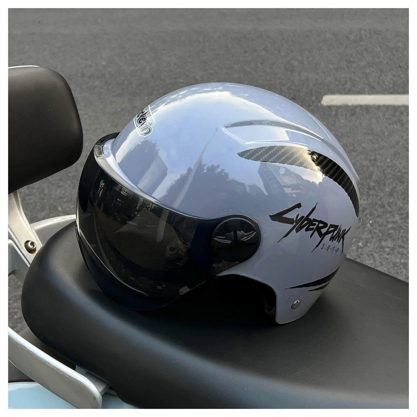 National Standard 3C Certified Electric Vehicle Safety Helmet Cyberpunk Electric Motorcycle Summer Sun Protection Helmet for Men and Women Couples