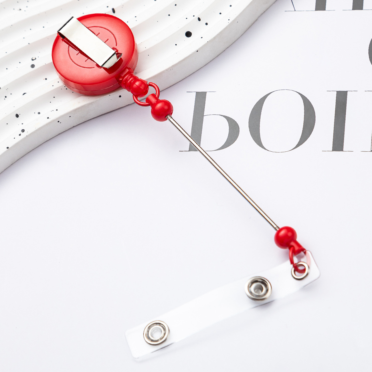 Cubierta de tarjeta retráctil fácil de tirar hebilla creativa perlas llavero retráctil hebilla de trabajo placa de identificación fácil de tirar hebilla de cable