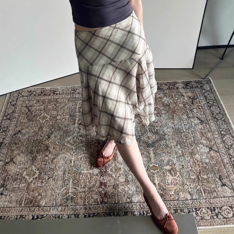 Women's Summer New Niche American Retro Irregular Skirt Versatile Asymmetrical Hem Mid-Length Brown Plaid Skirt