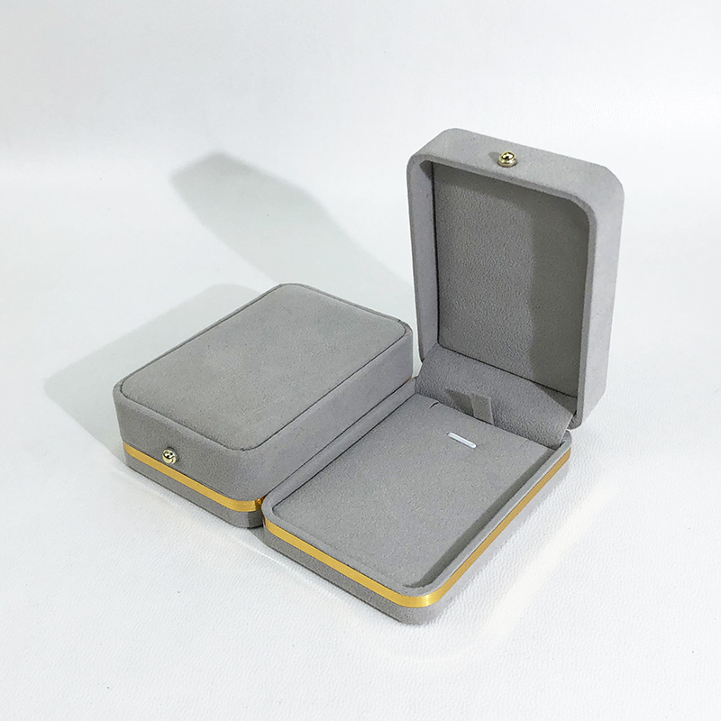 灰色大吊坠盒.jpg