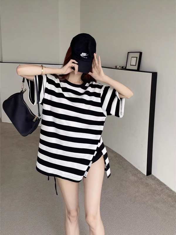 プラスサイズの女性の夏カジュアルラウンドネック半袖 Tシャツ多用途ルーズミッドレングストップファット mm200 ポンド 300 インチ|undefined