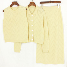 山羊绒三件套羊毛翻领开衫毛衣圆领背心纯色宽松版型半身裙套装女