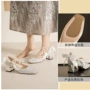 新娘百搭婚纱方头高跟鞋