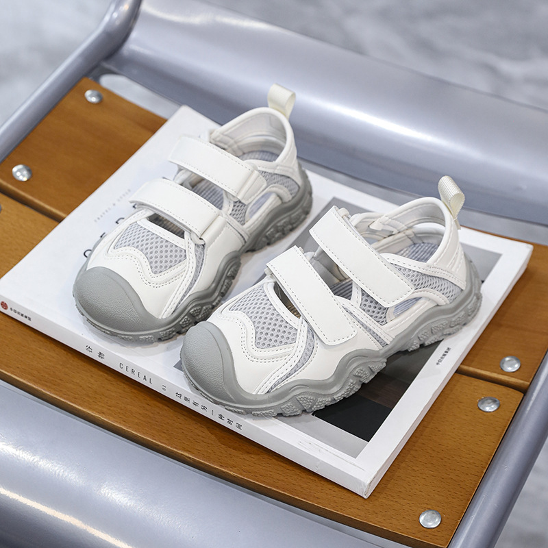 Summer sandals