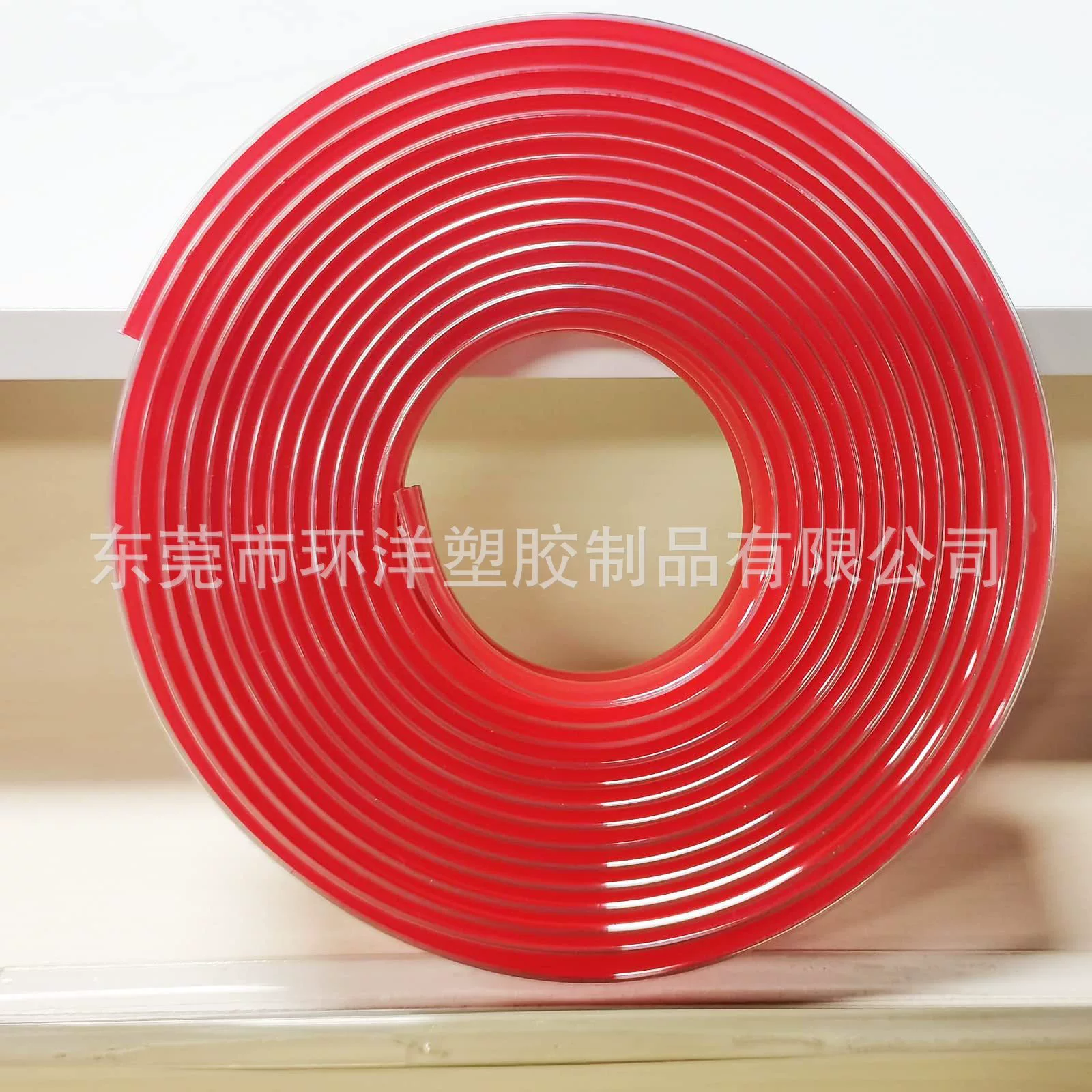 Трансграничные взрывы Безопасность детей Прозрачная 6-метровая полоса защиты от столкновений Мебель Защита кромок Защитная полоса для углов 10 мм