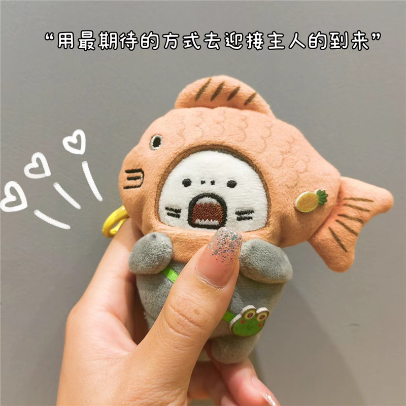 Original Design New Style Snapper Burned Shark Keychain Hanging Ornaments Little Red Book Explosions Plush Doll Pendant