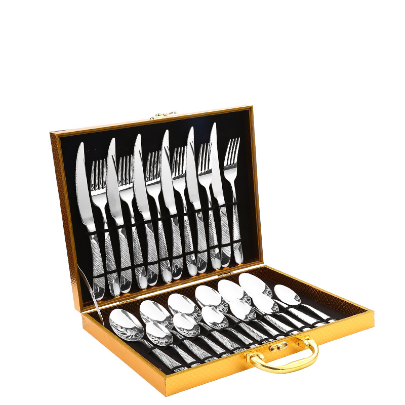 Amazon TikTok vajilla de acero inoxidable 24 piezas traje estrella diamante cuatro piezas principales cuchillo de comida occidental, tenedor y cuchara caja de regalo de oro