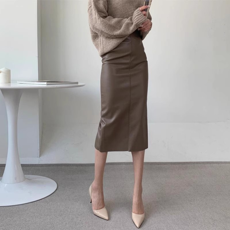 Women's leather midi skirt, autumn/winter 2026 new style, high-waisted, straight, back slit, long, flowing, bodycon skirt.
