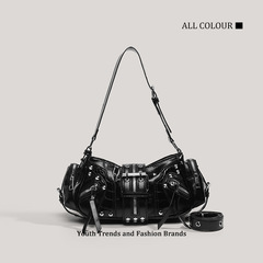 クロスボーダー新しいヨーロッパとアメリカのレトロなファッションハンドバッグニッチデザインホットガールy2kシングルショルダー通勤クロスボディオートバイバッグ