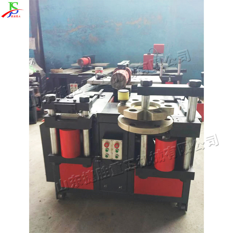 CNC máquina de procesamiento de barras colectoras de escritorio multi-estación hidráulica máquina de perforación de cuatro en una fila de cobre equipo de corte de barras