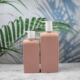 Manufacturer's Hot Model 500-750ml Milk Shower Gel Bottle Hdpe Push-Type Plastic Body Lotion Bottle Shampoo Bottle