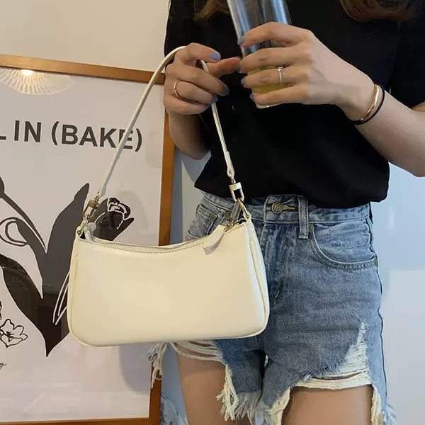 In-Stock Cross-Border Amazon Same Style Baguette Underarm Bag, Simple and Versatile Chain Retro Baguette Women's Bag, Crossbody Bag