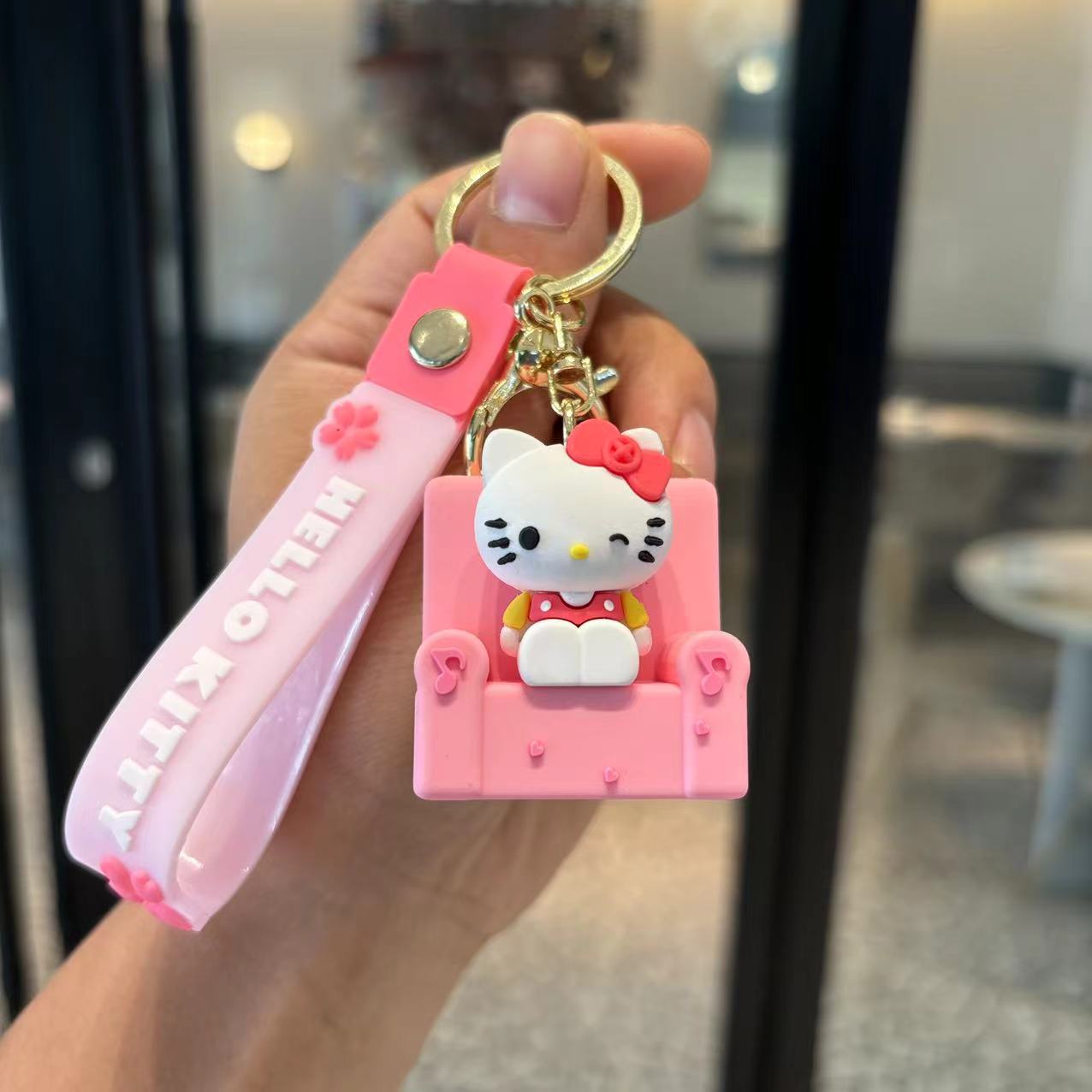 Sanrio Familia Keychain Muñeca de dibujos animados Colgante de muñeca Kuolomi Keychain Car Bags Regalos para parejas