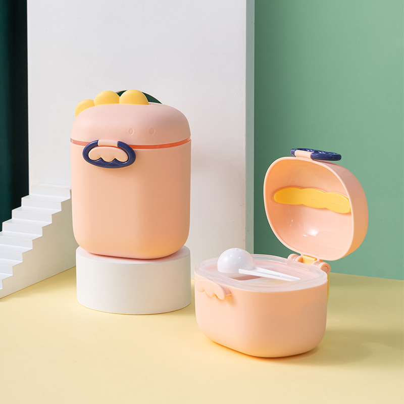 Cute dinosaur baby milk powder box portable out-and-out large-capacity milk powder snack packaging storage jar milk powder box