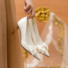 白色婚鞋2023年新款婚紗新娘鞋酒紅色秀禾蝴蝶結高跟鞋小香風單鞋