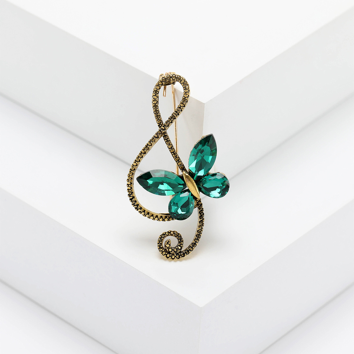 Women's Gender Lady Pin Butterfly Alloy Women's Brooches