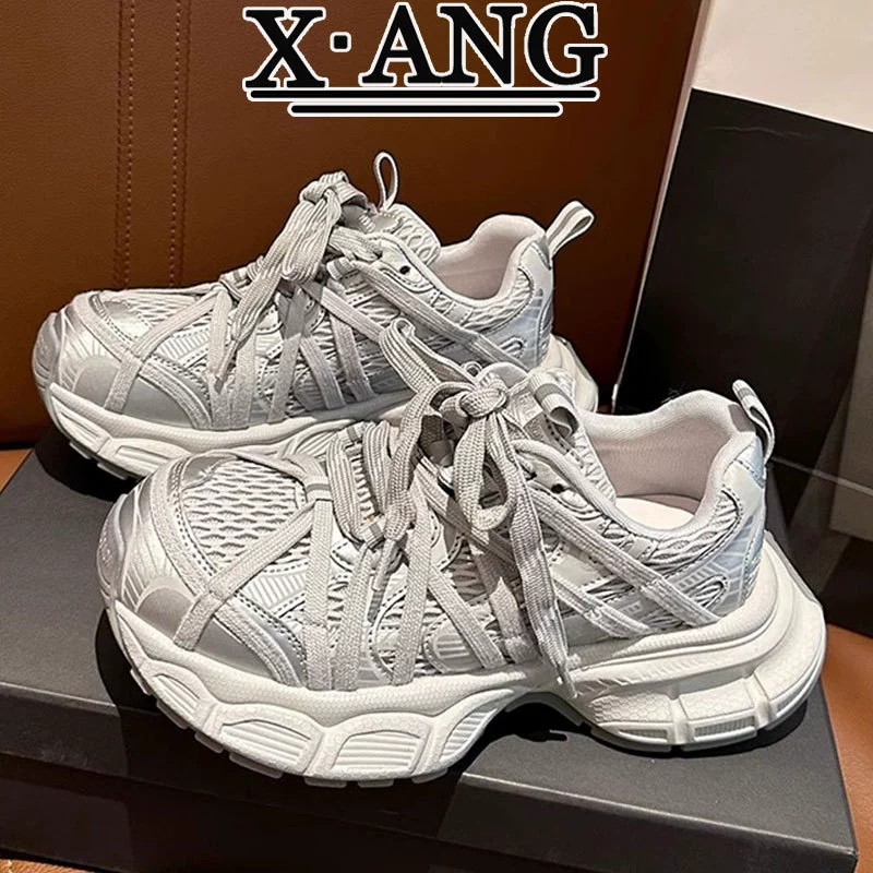 Парижская обувь для девочек из кожаной сетки дышащая спортивная обувь для женщин весна и лето 2025 новая толстая подошва для повышения повседневной обуви