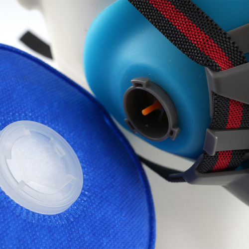 Silicone dust and toxin-proof mask with 2097 activated carbon filter cotton for organic vapor, odors, dust, and electric welding fumes.