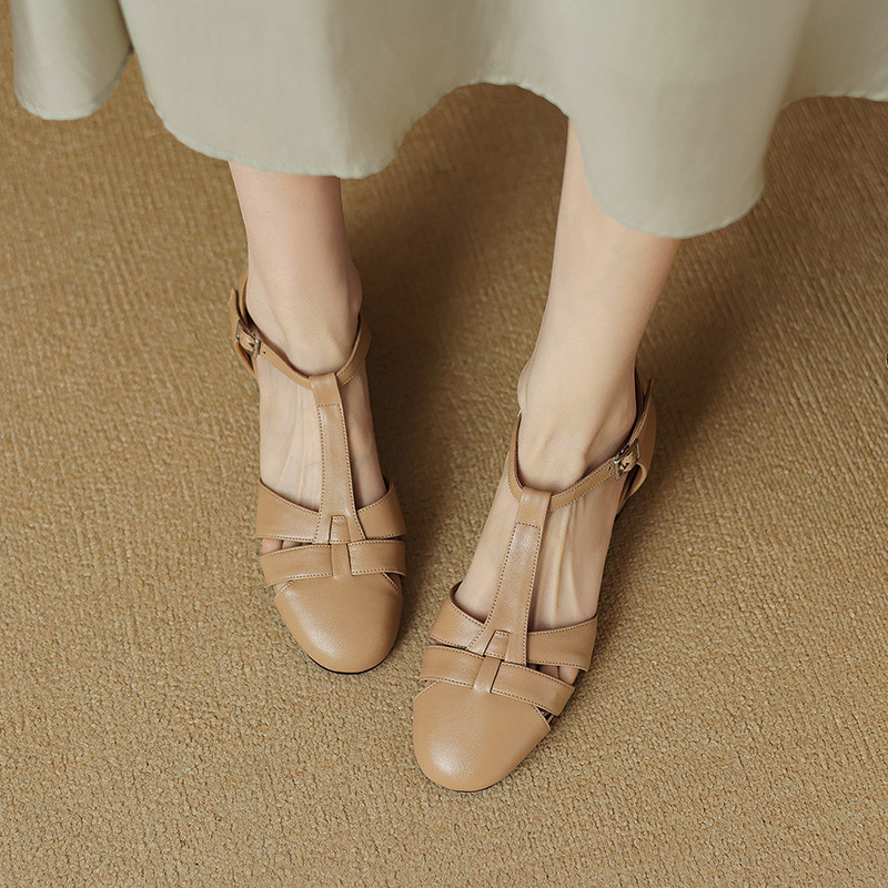 Sandal nữ bít mũi khóa chữ T phong cách La Mã cổ điển, gót thấp — Màu trắng be chi tiết 20
