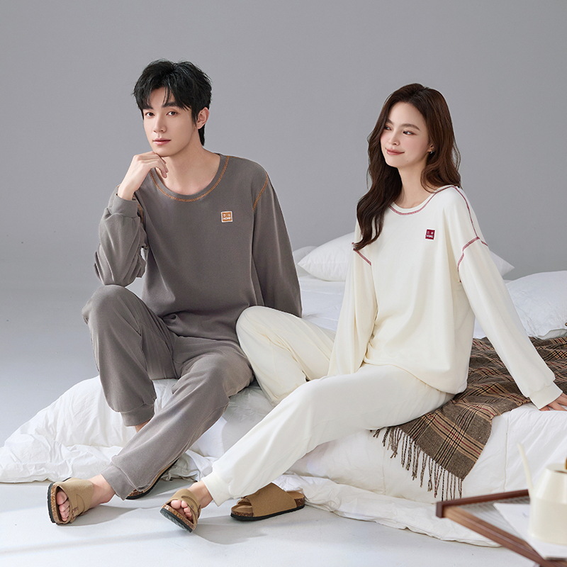 Pajamas de pareja otoño y invierno de ternudo catiónico de manga larga rayas oscuras de alta calidad caliente conjunto de ropa de hogar caliente