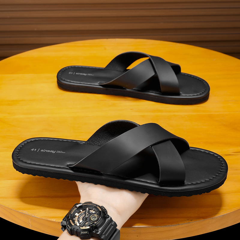 2026 New Men's Slippers Wholesale for Export, Summer Soft-Soled Fashionable Leather Cross-Strap Open-Toe Large Size Casual Sandals