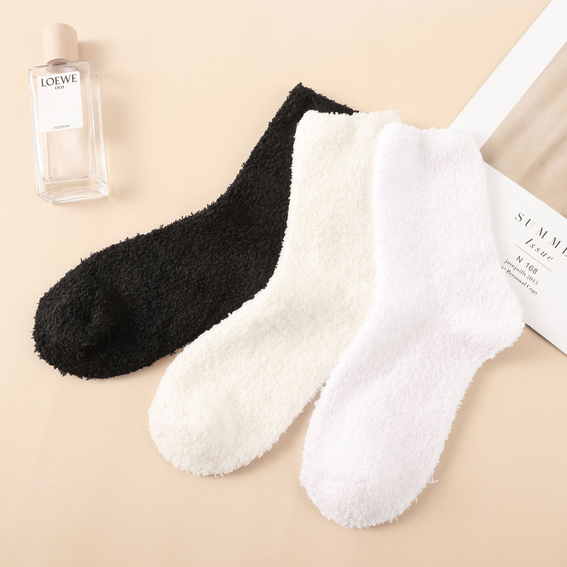 2023 New Coral Velour Solid Color Medium Calf Socks, Thick Anti-Slip Floor Socks Postpartum Socks Unisex Socks