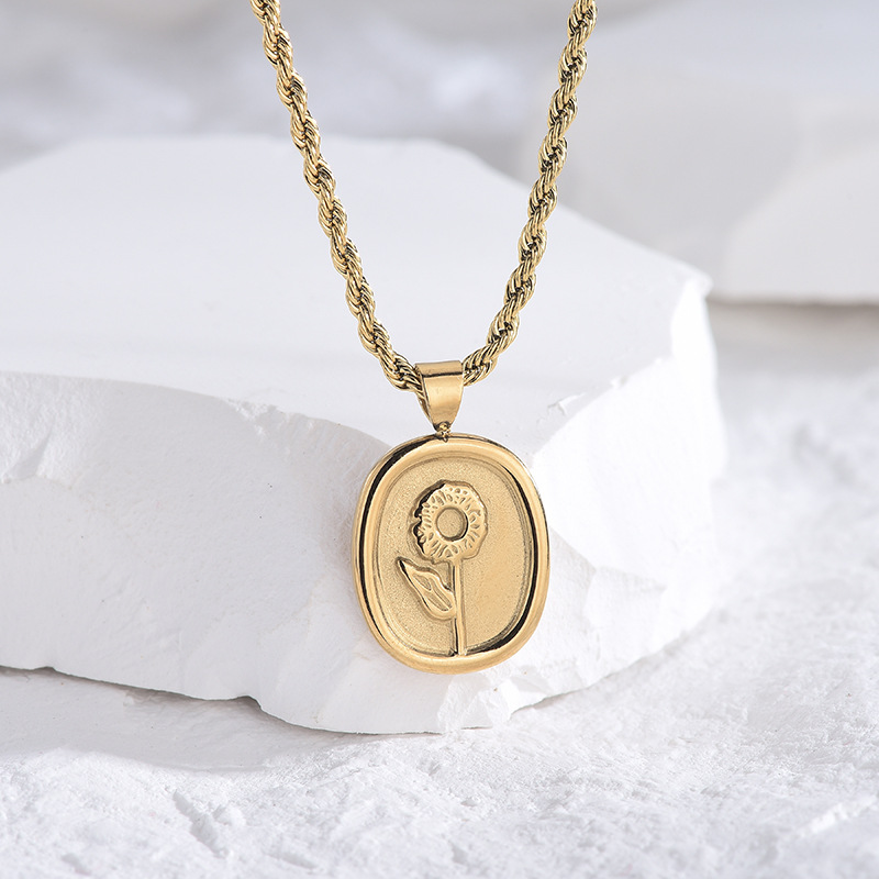 Retro Sunflower Oval Titanium Steel Pendant Necklace 1 Piece display picture 1