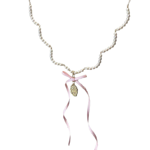 Japanese cute necklace with bow from pearl