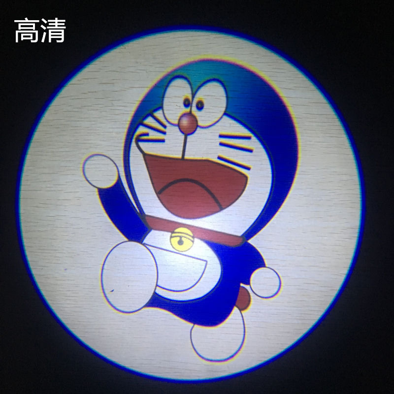 かわいい電気自動車のオートバイのプロジェクターはいつも車の投影灯の静的な漫画の迎賓灯の電気自動車のテールランプを点灯します。|undefined