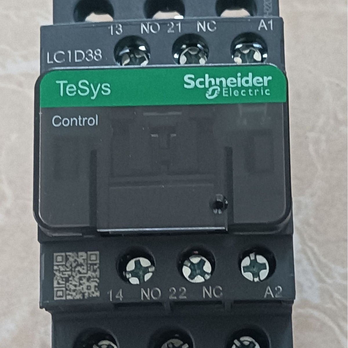 热卖现货供应全新交流接触器LC1-D18M7C
