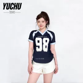 比基尼;连体泳衣;三件套泳装