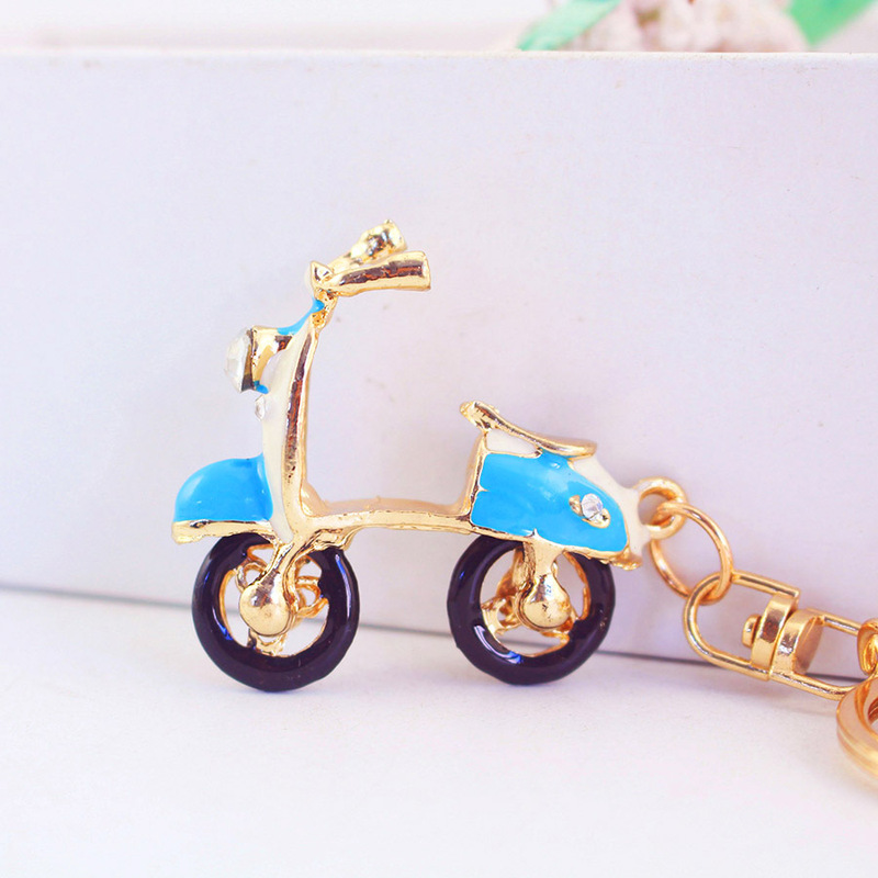 Creative Rhinestone Cute Motorcycle Car Keychain Women's Bag Buckle Metal Pendant Key Chain Gift Gift 608 Creative Rhinestone Cute Motorcycle Car Keychain Women's Bag Buckle Metal Pendant Key Chain Gift Gift 608