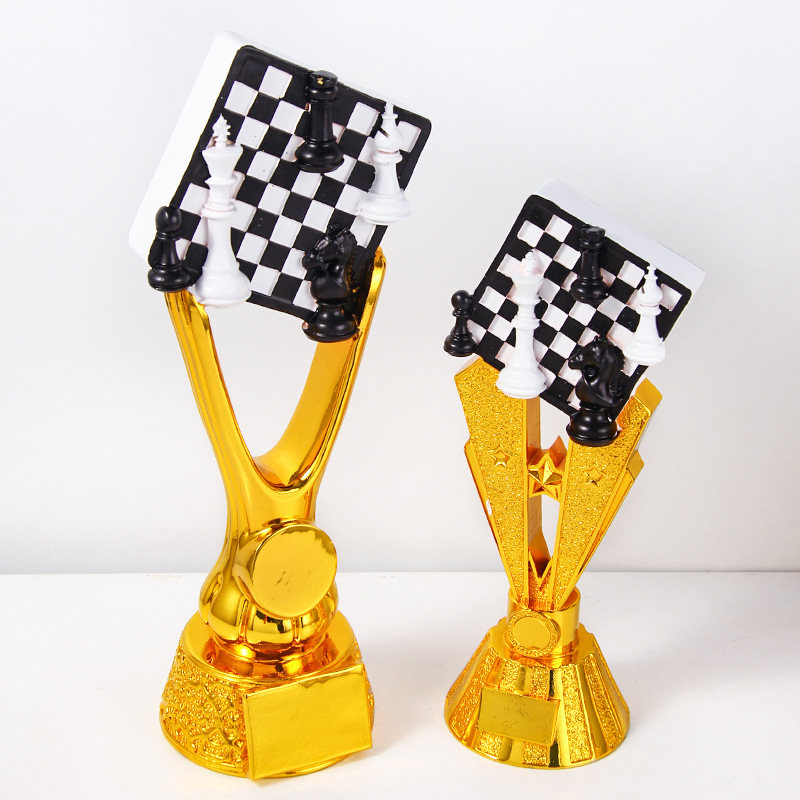 Fábrica directa de resina personalizada trofeo de ajedrez escuela galardón placa de dardo trofeo de ajedrez medalla objetivo