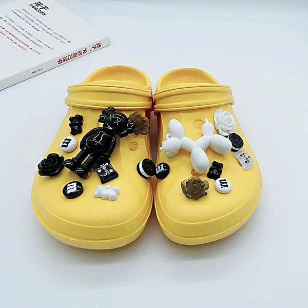 19 shoe buckles [Little Black+White Dog]