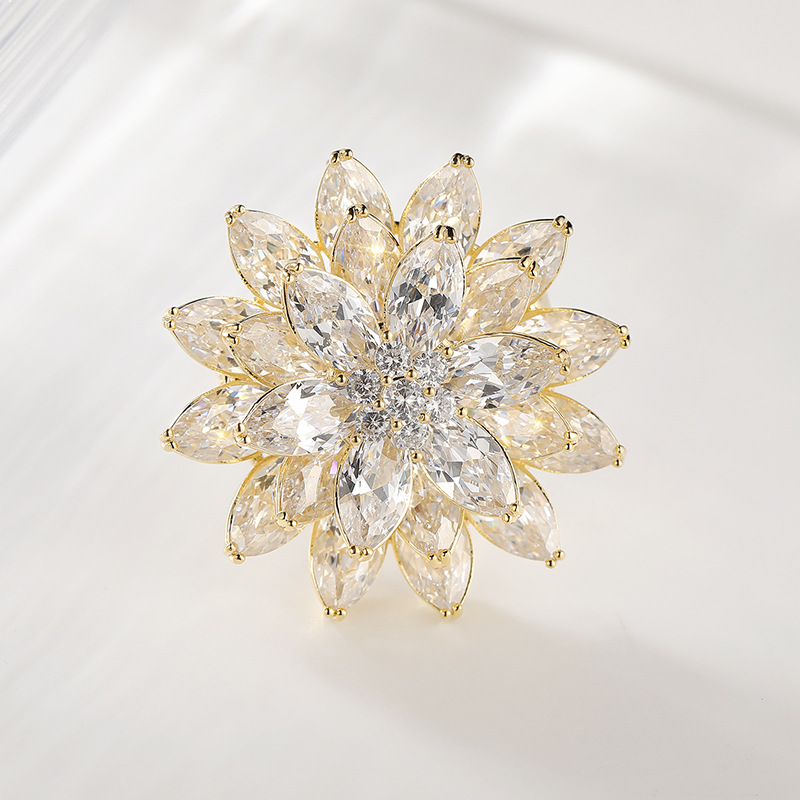 Kristall Schneeflocke Brosche Luxus Brosche Weihnachtsgeschenk_voghion.com