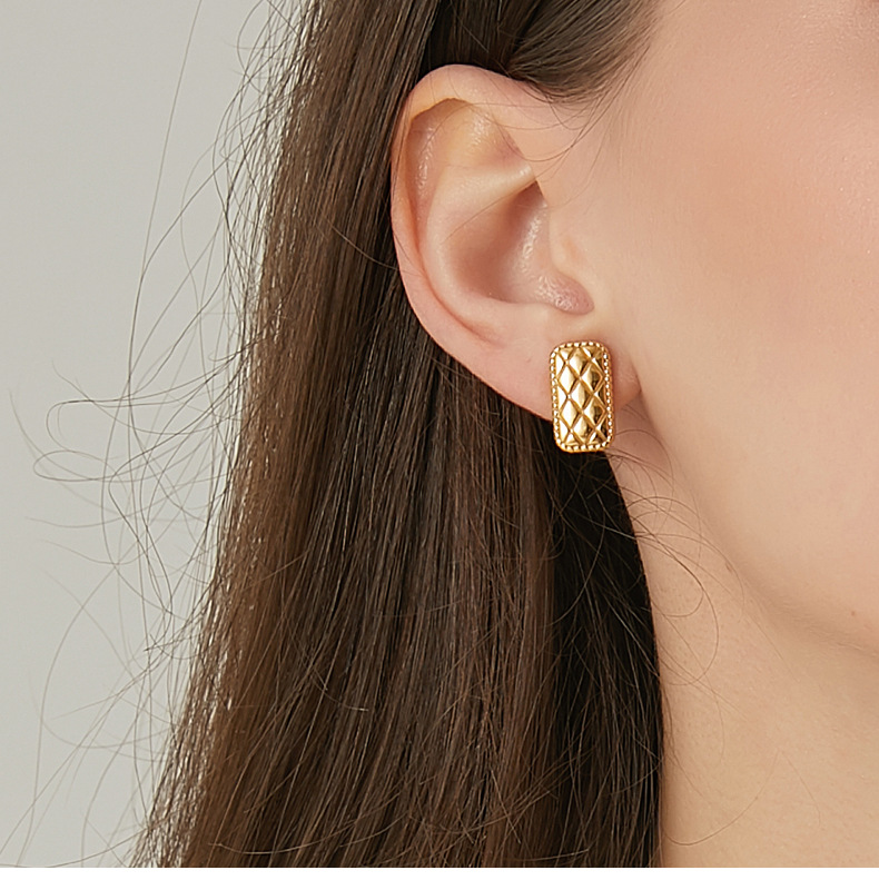 Fashion Lingge Titanium Steel Womenu0027S Earrings Necklace