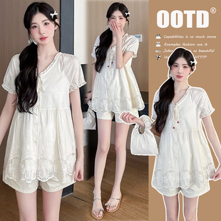 Pregnant Women's Clothes Top Summer Clothes French V-Neck Lace Hollow New Chinese Style Doll Shirt Lazy Style Summer 2025 New