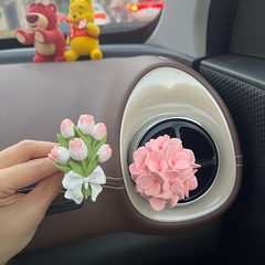 高级感郁金香蝴蝶花朵车载香薰扩香石汽车出风口装饰车内饰品摆件