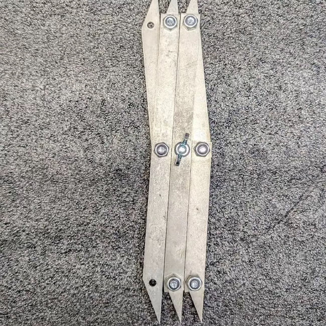 Pro 3 Point Center Picket 专业 3 点中心查找器