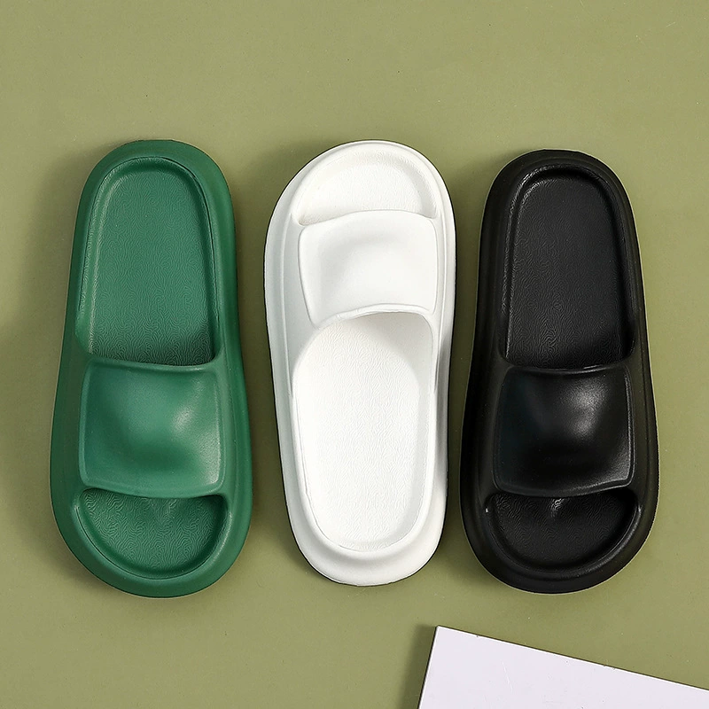 Сандалии и тапочки женские летние модные домашние нескользящие для ванной комнаты с мягкой подошвой в помещении верхняя одежда для пар оптом для дома