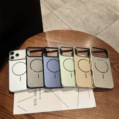 适用iPhone17磨砂金属漆磁吸手机壳苹果16PROMAX超薄PC全包保护套