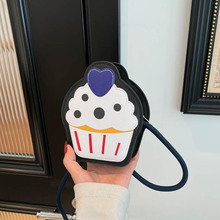 ��ɫ��ͨ��ͯ�μ炀��ײɫ2026����¿�ins����ɐ۴���б��Ů��